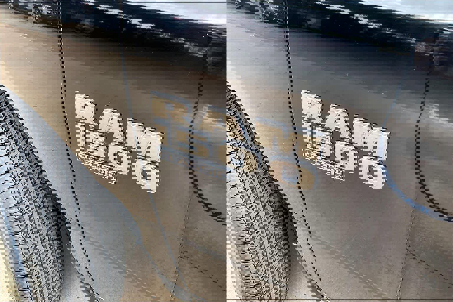 Used 2021 RAM 1500 Classic SLT image 32