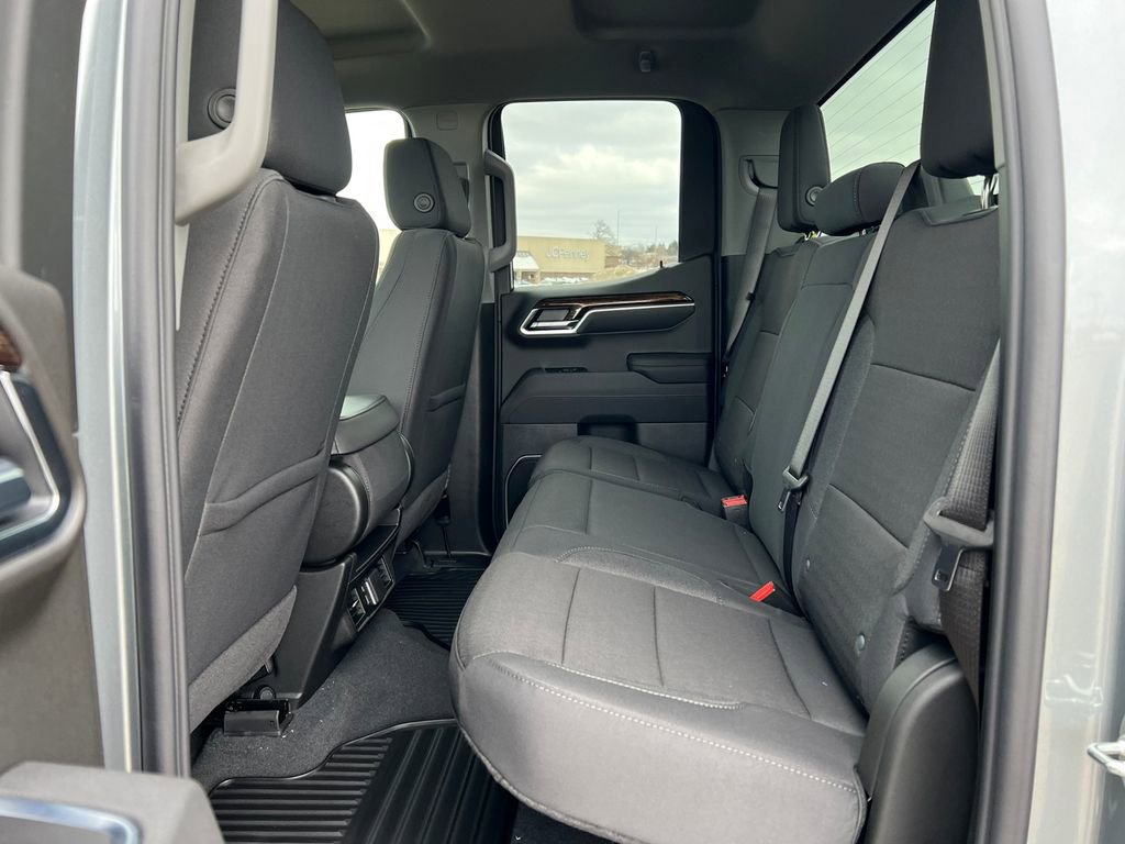 New 2026 GMC Sierra 1500 Elevation image 5
