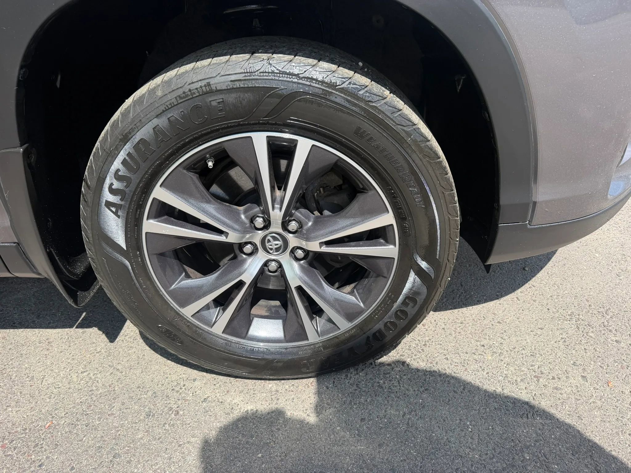 Used 2019 Toyota Highlander Plus image 6