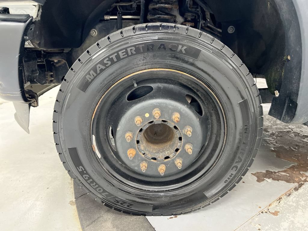 Used 2012 Ford F550 2WD Regular Cab Super Duty w/ Payload Upgrade Pkg image 18