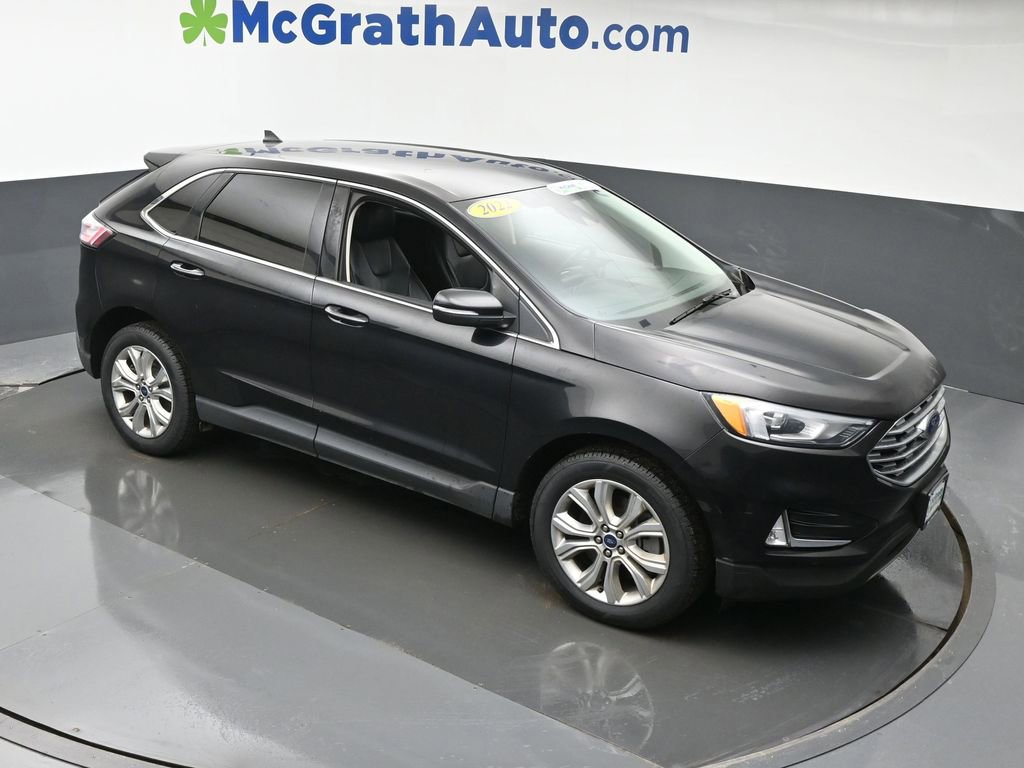 Used 2022 Ford Edge Titanium AWD/4WD image 3
