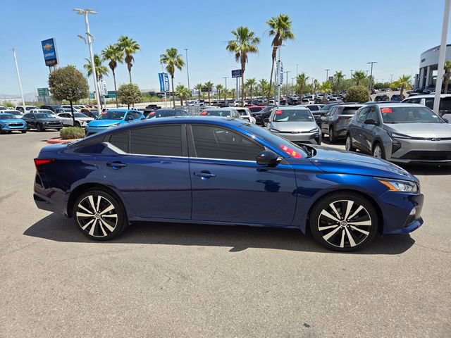 Used 2021 Nissan Altima 2.5 SR w/ SR Premium Package AWD/4WD image 7