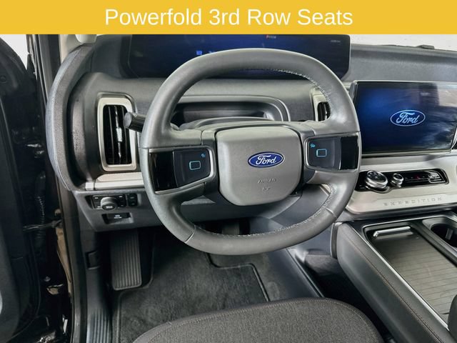 Certified 2025 Ford Expedition Active AWD/4WD image 26