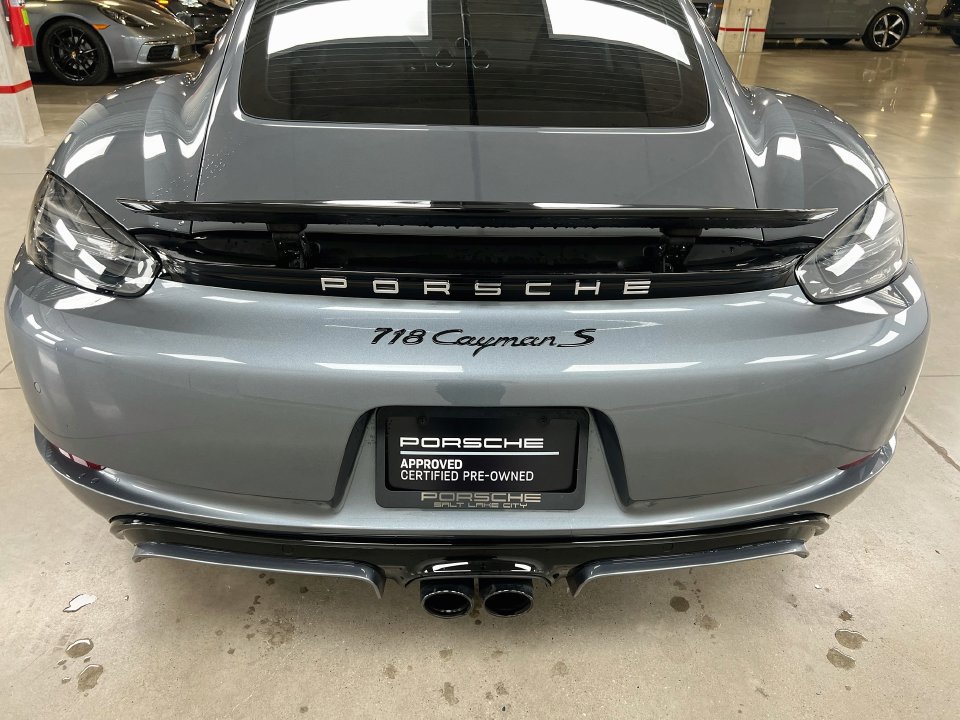 Certified 2025 Porsche 718 Cayman S RWD image 34