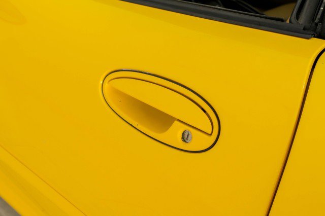 Used 2004 Chevrolet Corvette Convertible w/ Preferred Equipment Group image 29