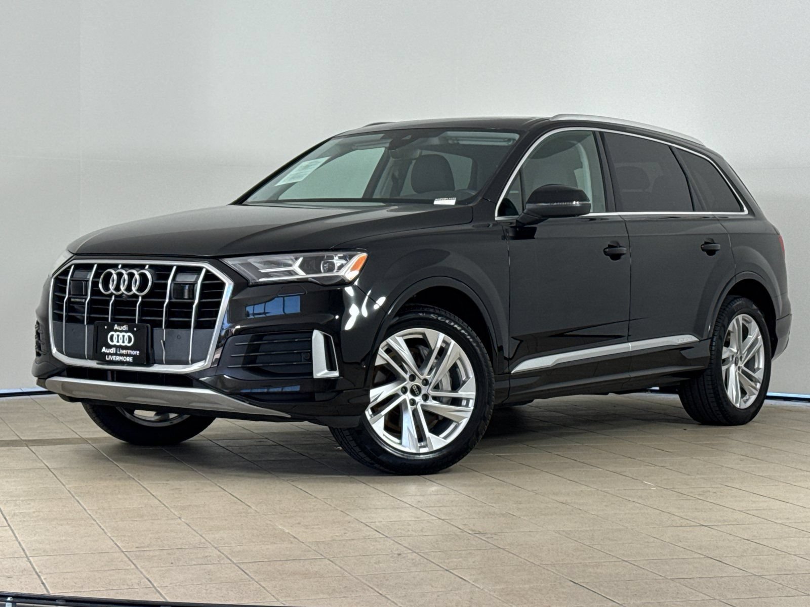 Used 2023 Audi Q7 2.0T Premium w/ Convenience Package