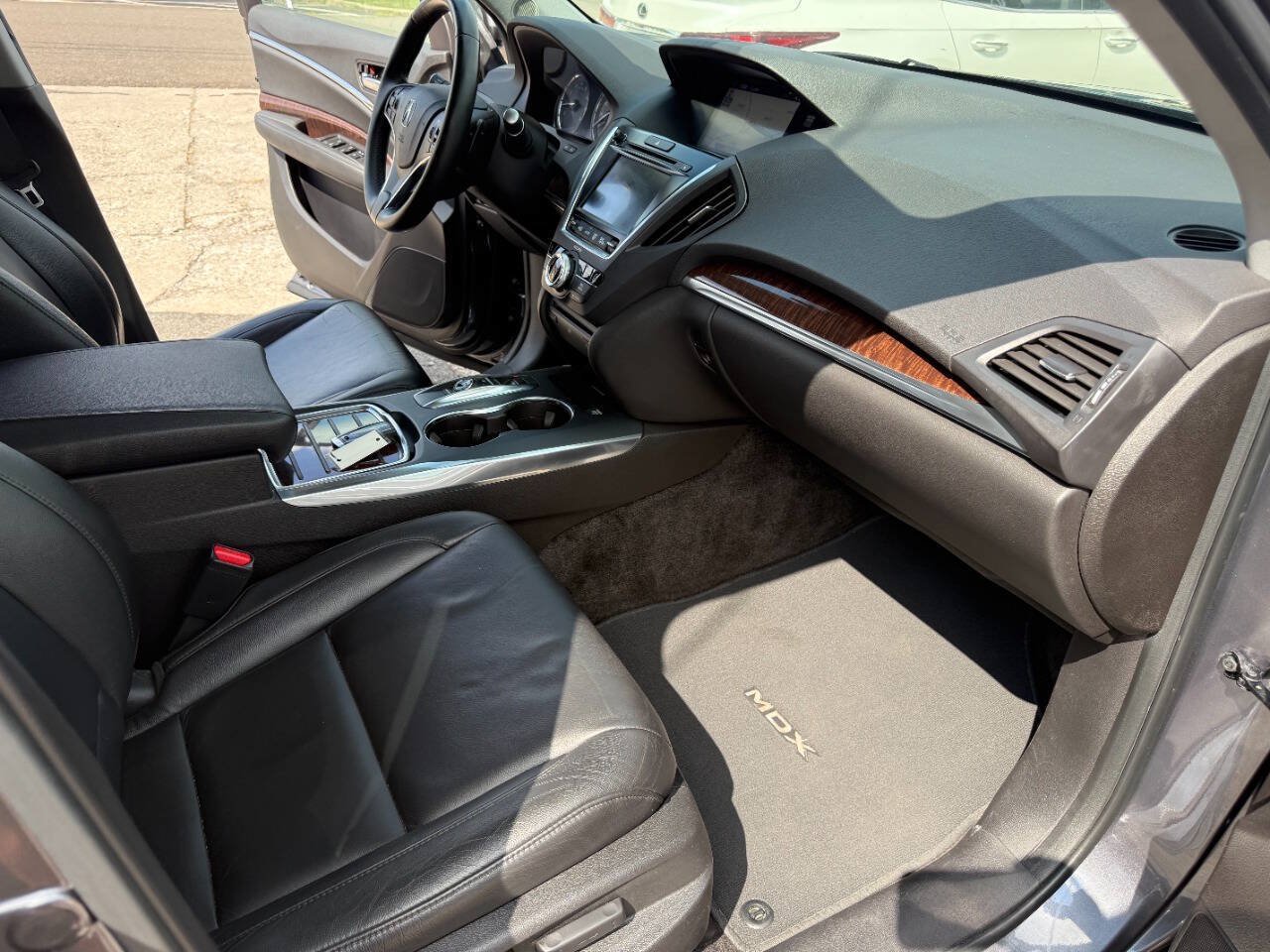 Used 2017 Acura MDX w/ Tech & Entertainment Packag AWD/4WD image 18
