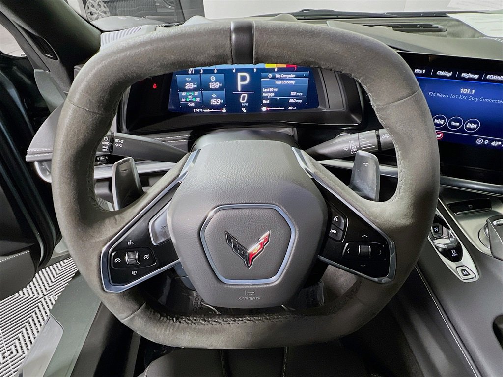 Used 2022 Chevrolet Corvette Stingray Coupe w/ Z51 Performance Package image 11