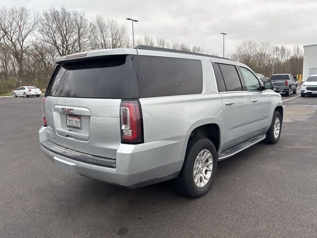 Used 2017 GMC Yukon XL SLT image 9
