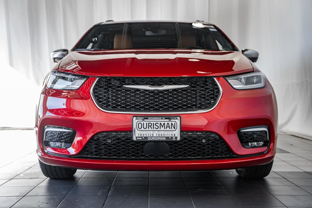 New 2026 Chrysler Pacifica Pinnacle image 2