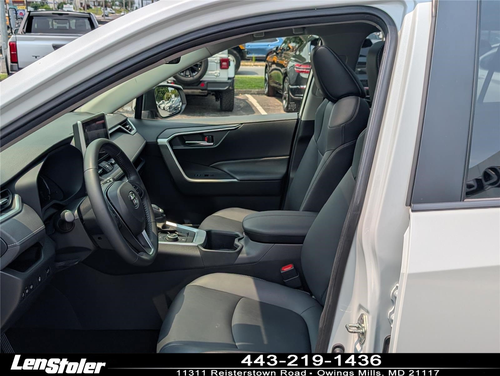 Used 2023 Toyota RAV4 XLE Premium AWD/4WD image 16