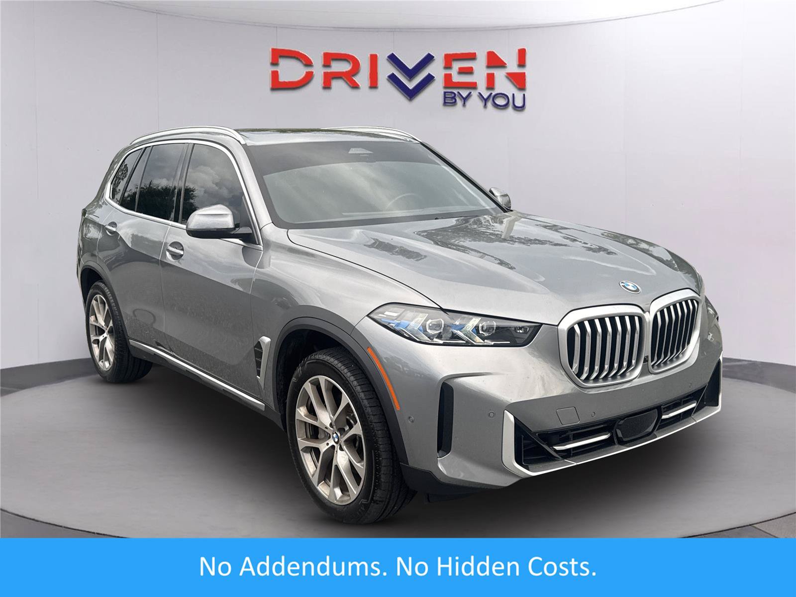 Used 2026 BMW X5 sDrive40i w/ Premium Package RWD image 1