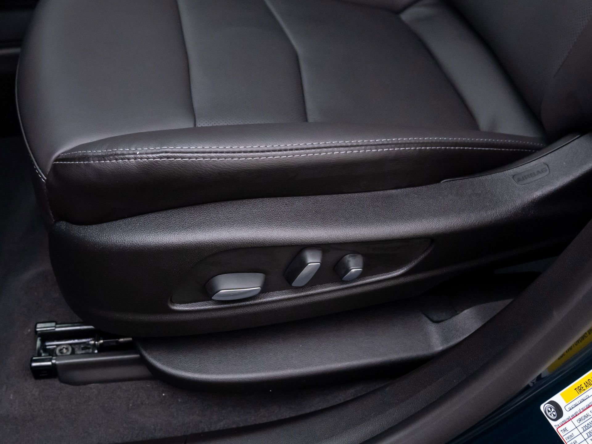 New 2026 Cadillac XT5 Premium Luxury w/ Driver Assist Package image 15