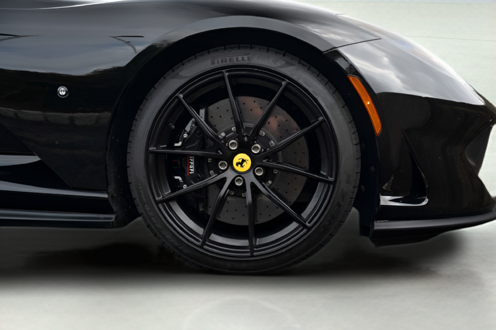 Used 2021 Ferrari 812 GTS RWD image 22