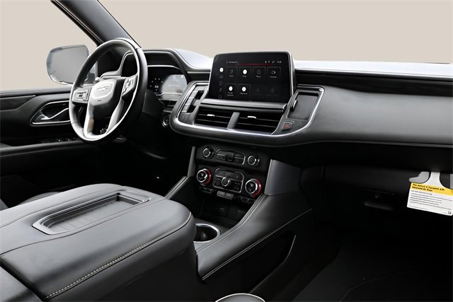 Used 2022 GMC Yukon XL SLT w/ SLT Luxury Package image 18