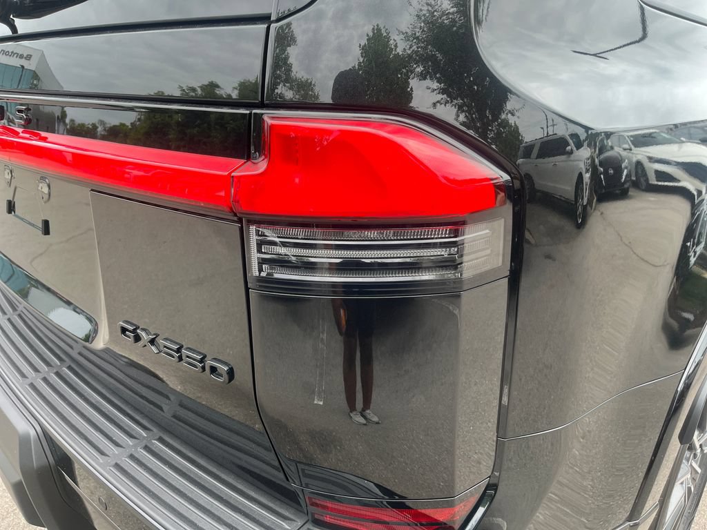 Used 2026 Lexus GX 550 w/ Accessory Package (2T) AWD/4WD image 41