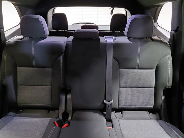 Used 2025 GMC Acadia Elevation AWD/4WD image 18
