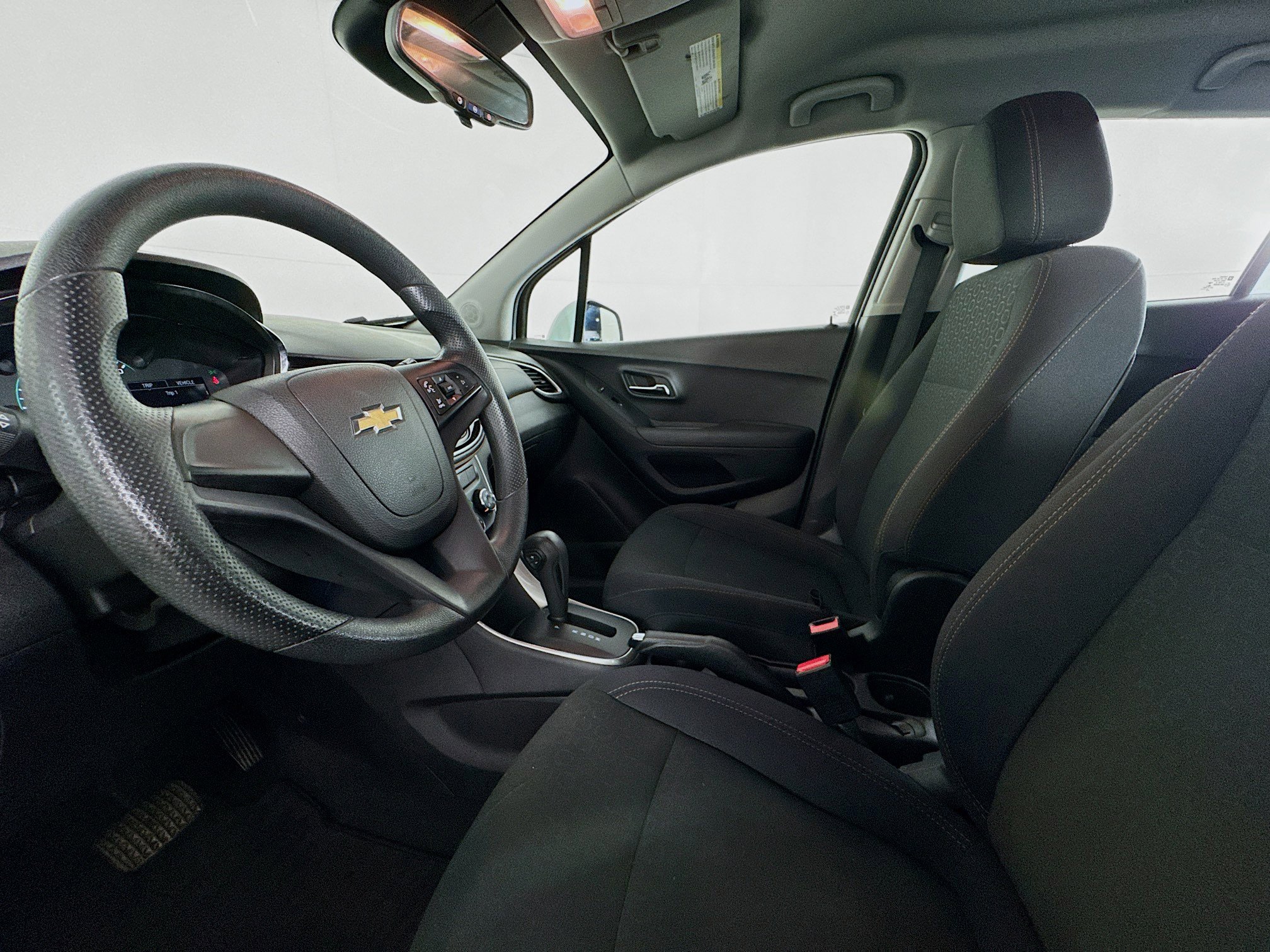 Used 2017 Chevrolet Trax LS image 19