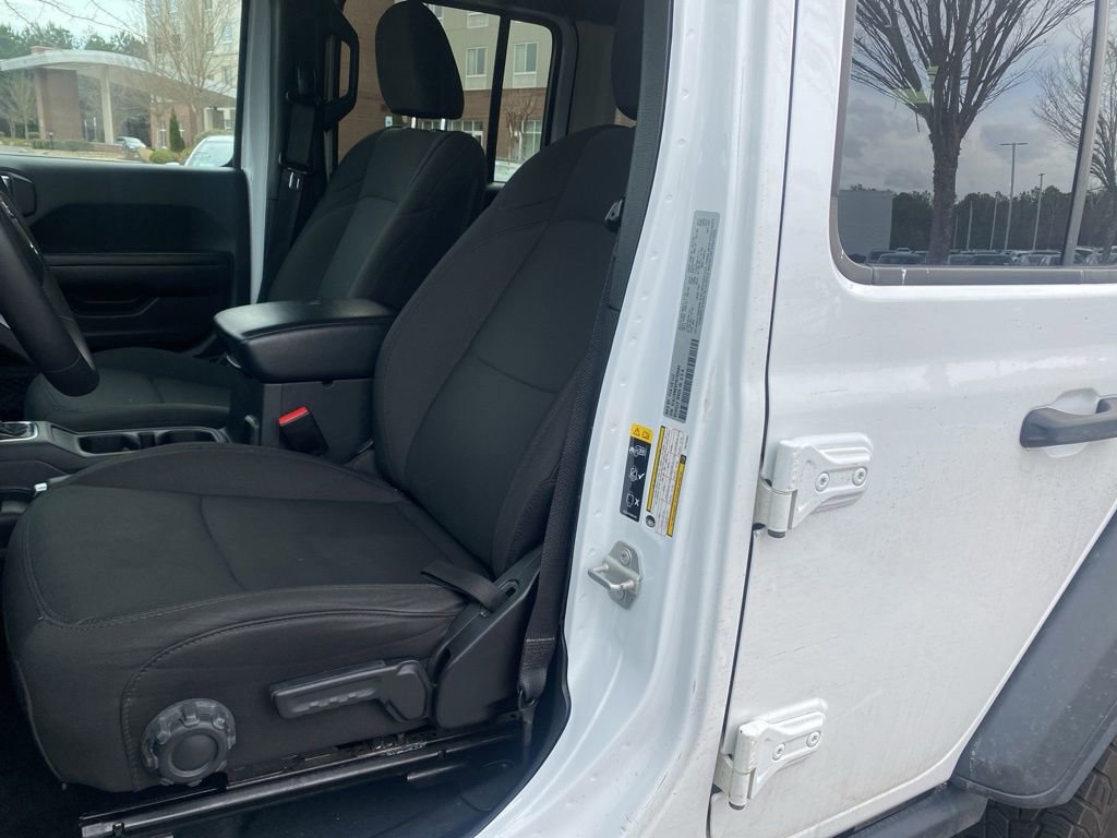 Used 2023 Jeep Wrangler Unlimited image 12