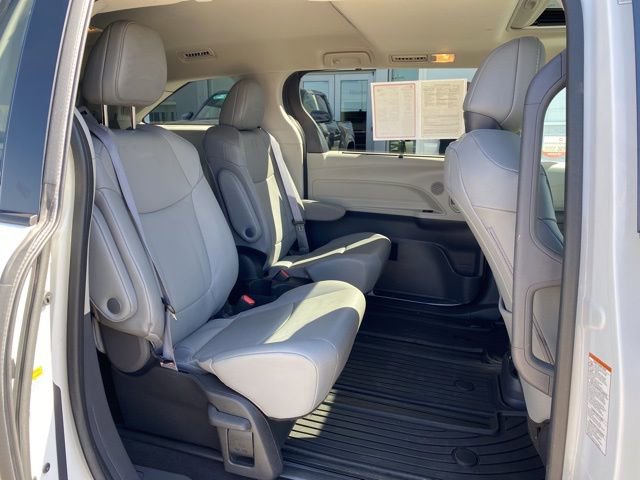 Certified 2023 Toyota Sienna XLE w/ XLE Plus Package image 23