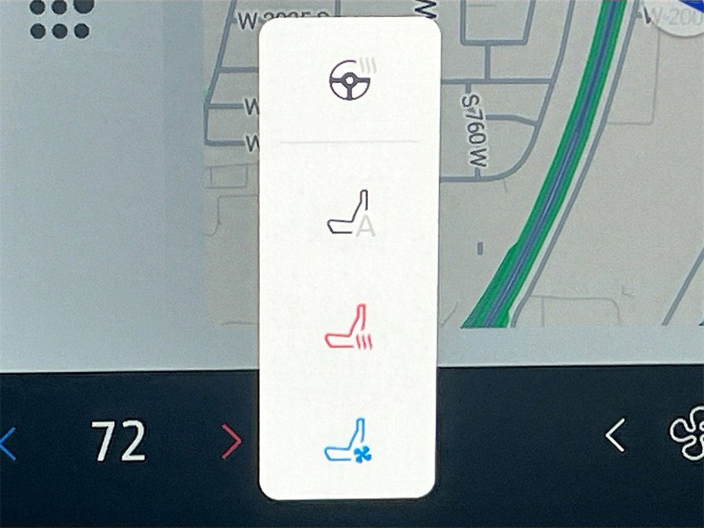 Used 2025 Ford Explorer ST image 21