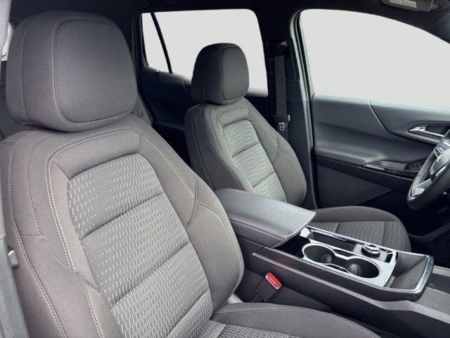 Used 2026 Chevrolet Equinox LT FWD image 38