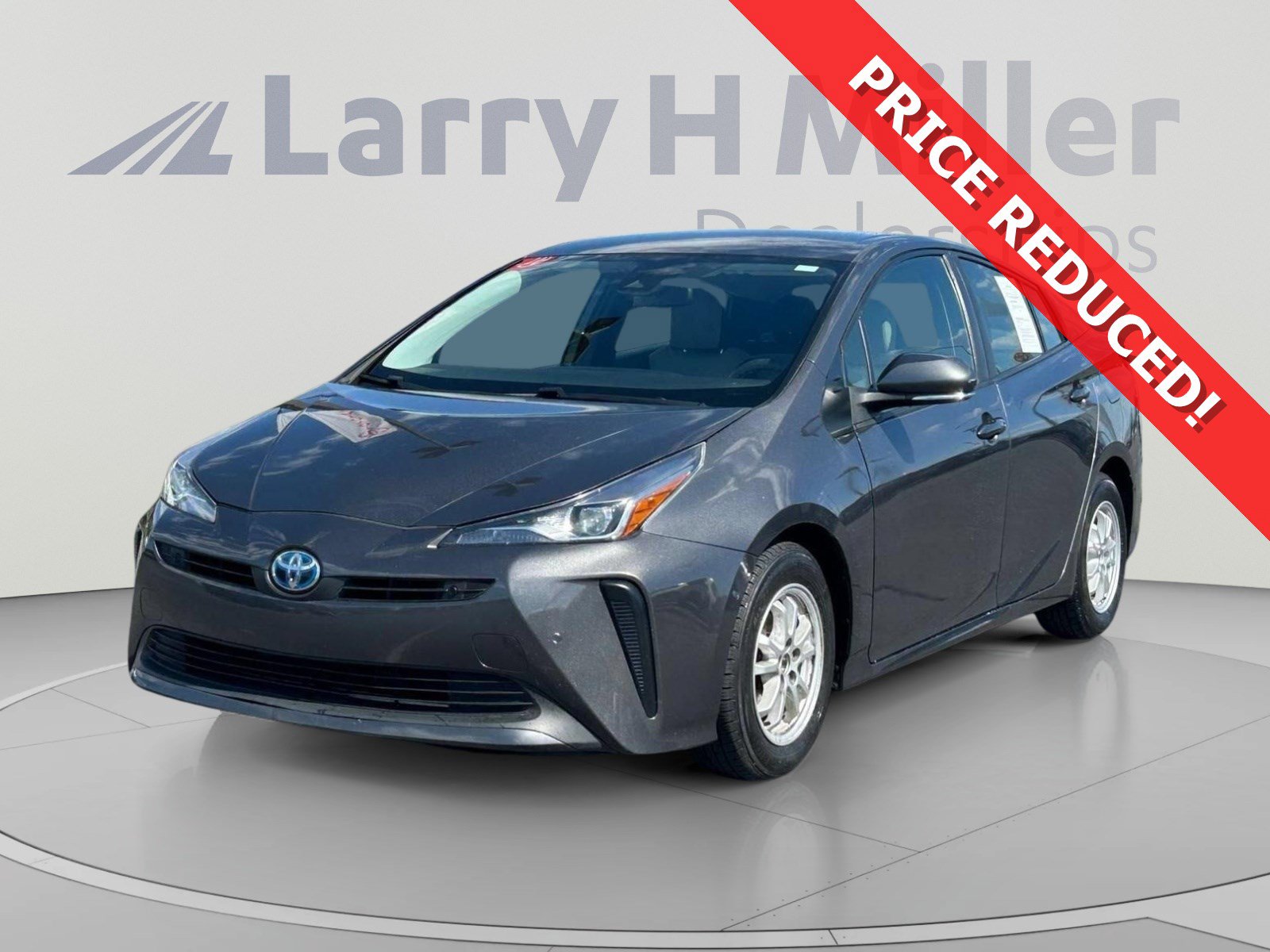 Used 2022 Toyota Prius LE