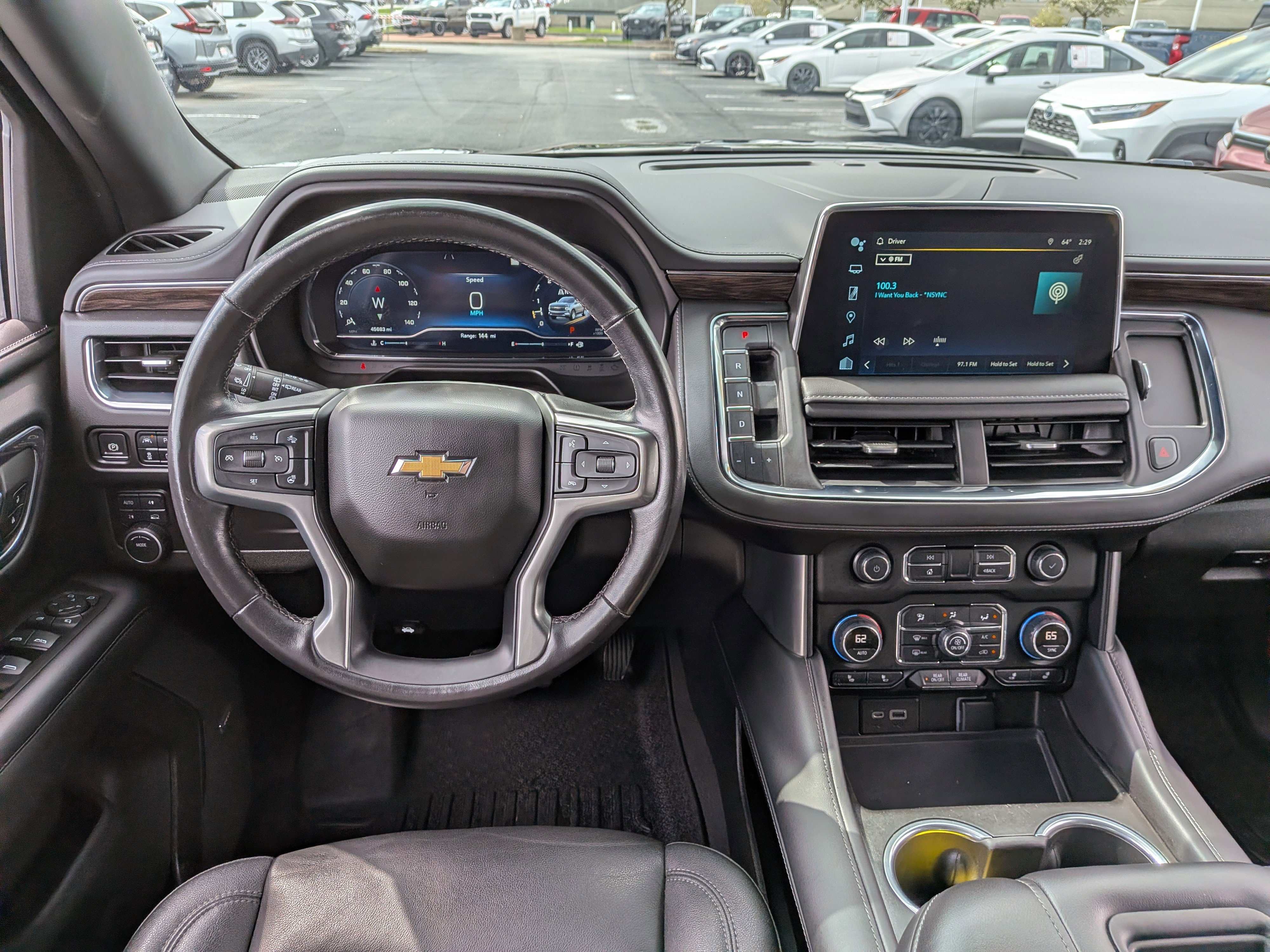 Used 2022 Chevrolet Tahoe LT w/ Luxury Package AWD/4WD image 27