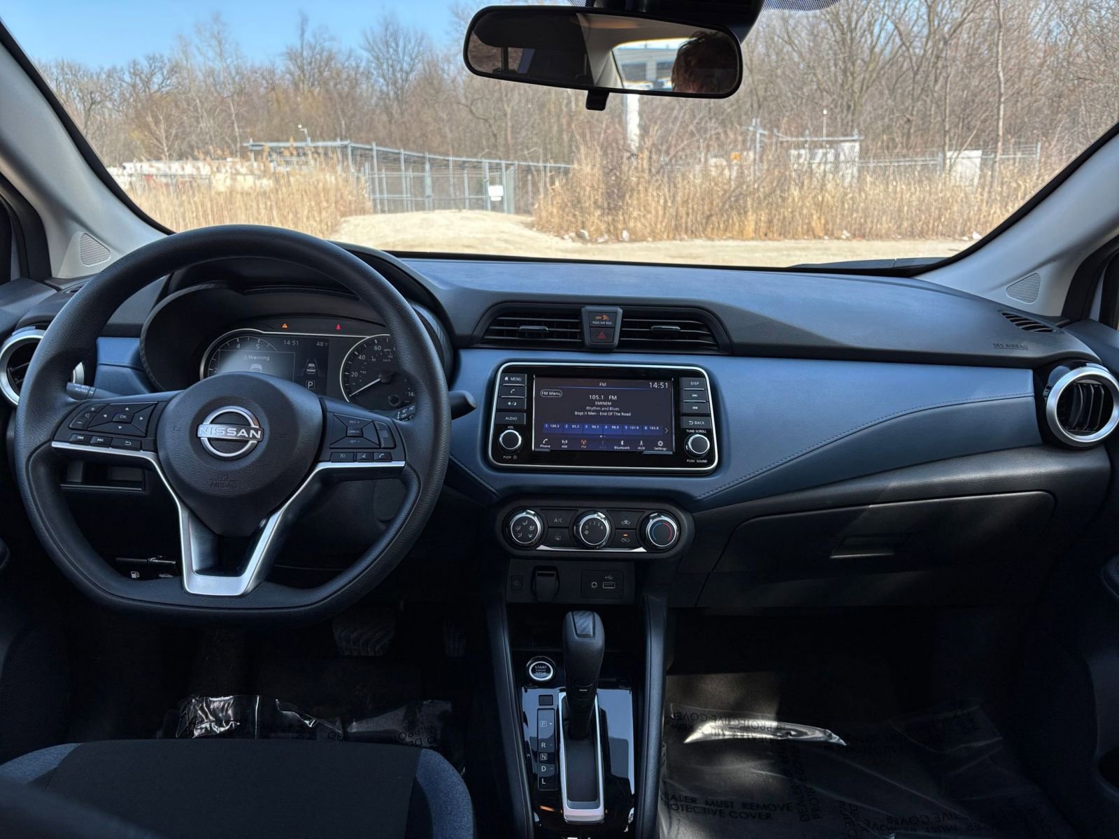 Used 2025 Nissan Versa SV image 31