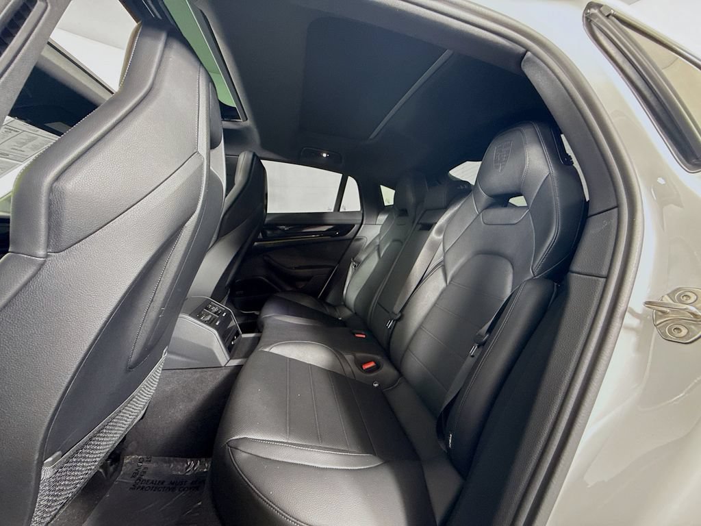Used 2024 Porsche Panamera RWD image 24