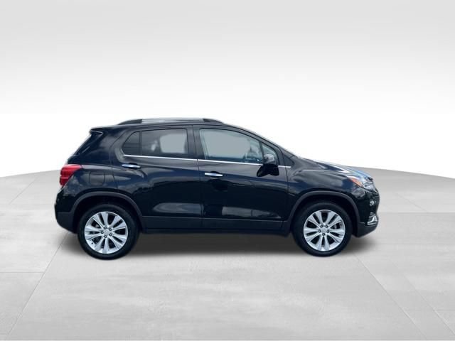 Used 2018 Chevrolet Trax Premier AWD/4WD image 6
