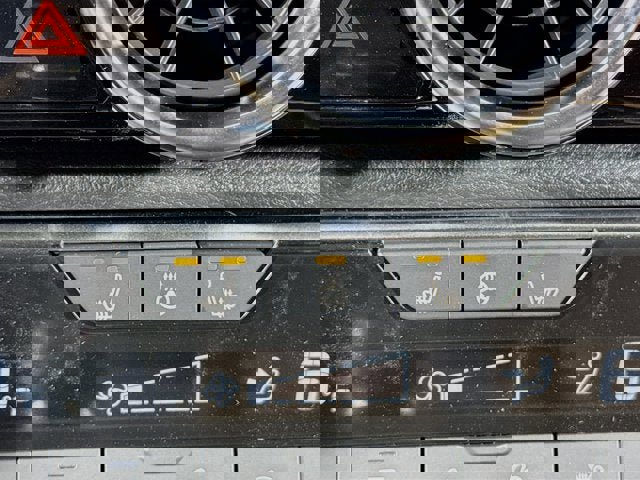 New 2025 Nissan Sentra SV w/ SV Premium Package image 18