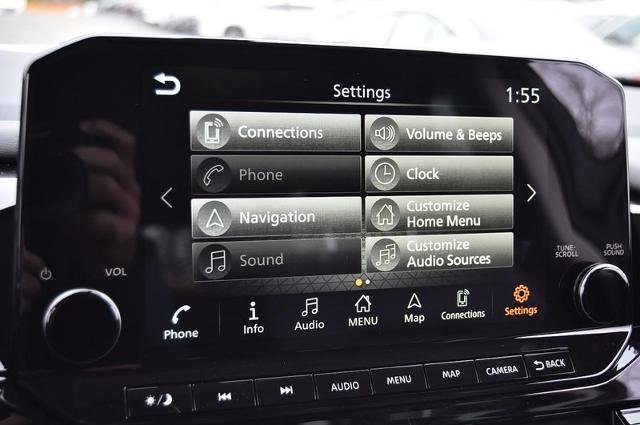 New 2025 Nissan Pathfinder SL image 17