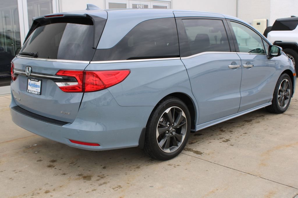 Used 2024 Honda Odyssey Elite image 6