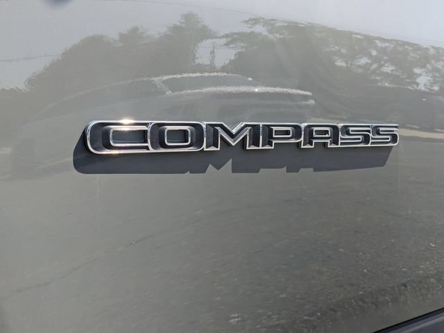 Used 2023 Jeep Compass Limited AWD/4WD image 10