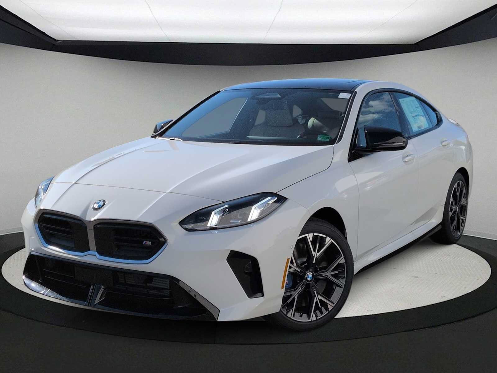 Used 2026 BMW M235i xDrive AWD/4WD image 1