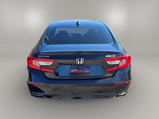 Used 2018 Honda Accord Touring image 6