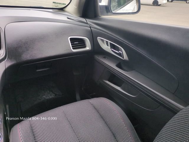 Used 2016 Chevrolet Equinox LT w/ Convenience Package image 3