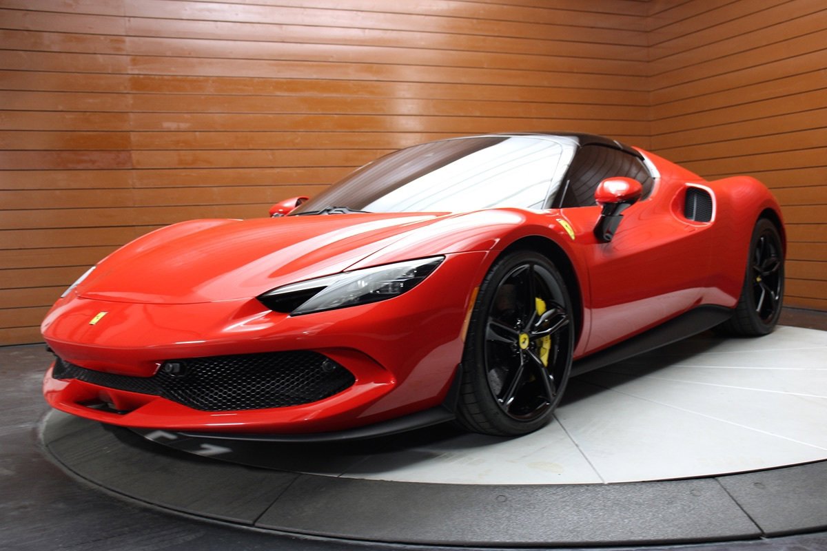 Used 2025 Ferrari 296 GTS image 16