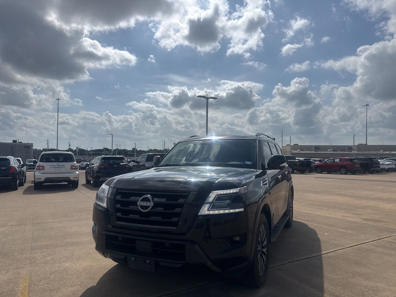 Used 2022 Nissan Armada SL w/ Midnight Edition Package image 6