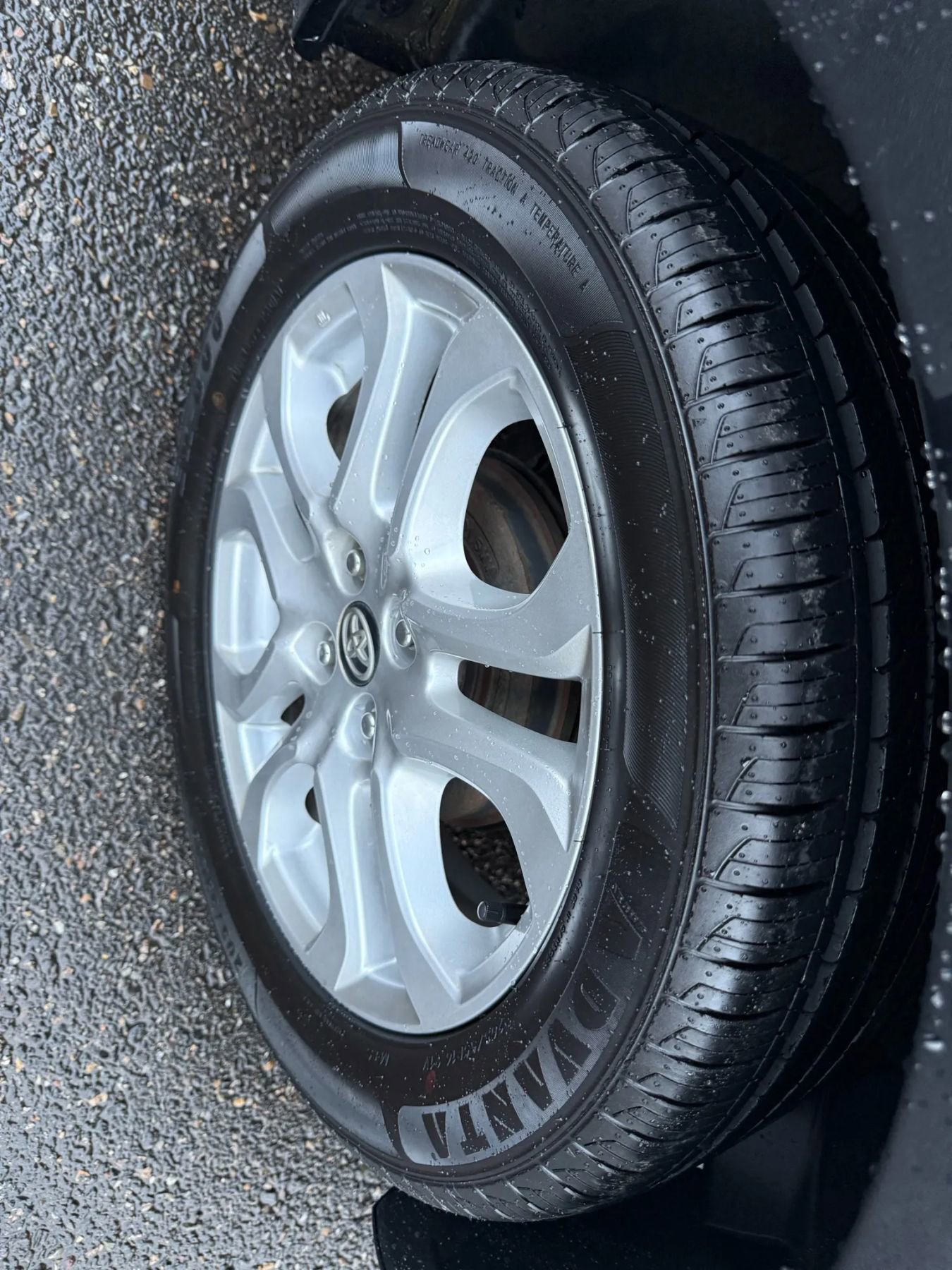 Used 2017 Toyota Yaris iA image 27