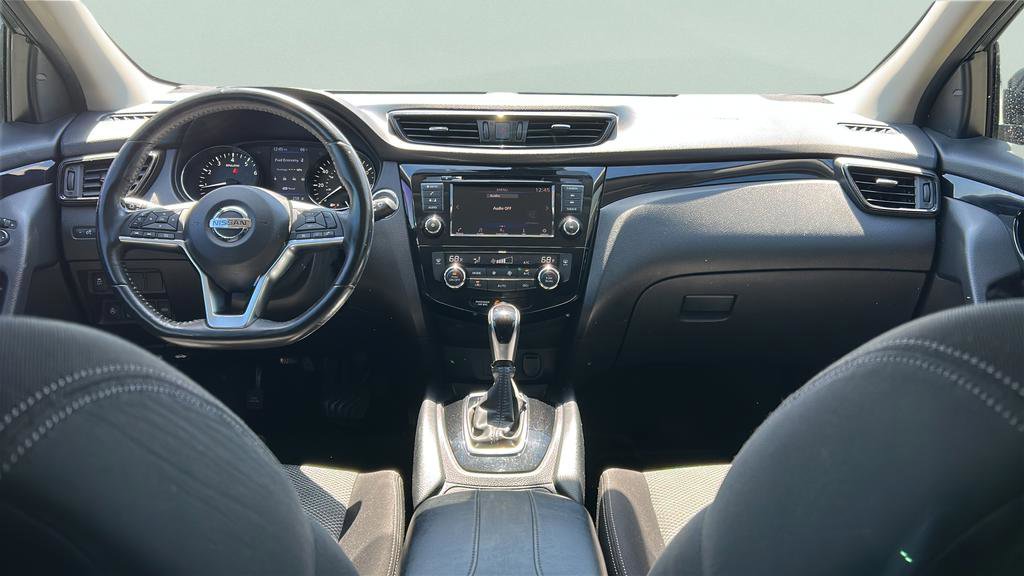 Used 2019 Nissan Rogue Sport SV w/ All-Weather Package image 17
