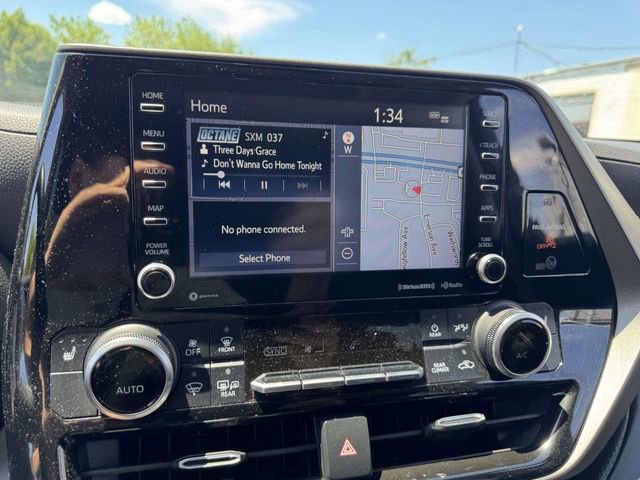 Used 2021 Toyota Highlander XLE AWD/4WD image 33