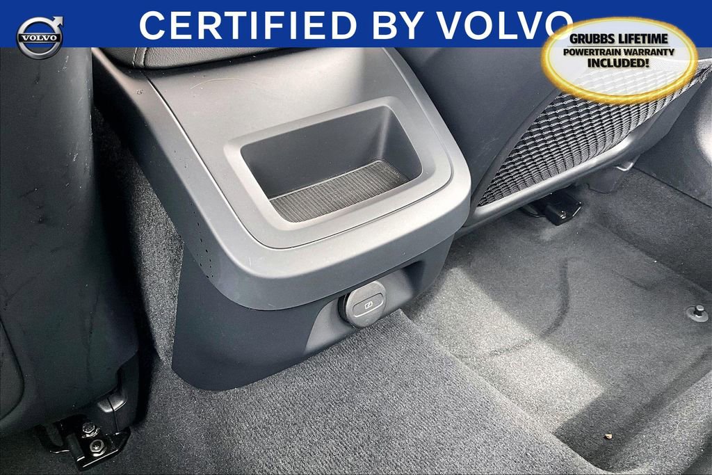 Used 2024 Volvo S60 B5 Core image 31