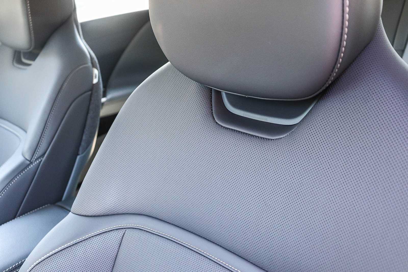 Used 2025 Lucid Air Pure RWD image 29