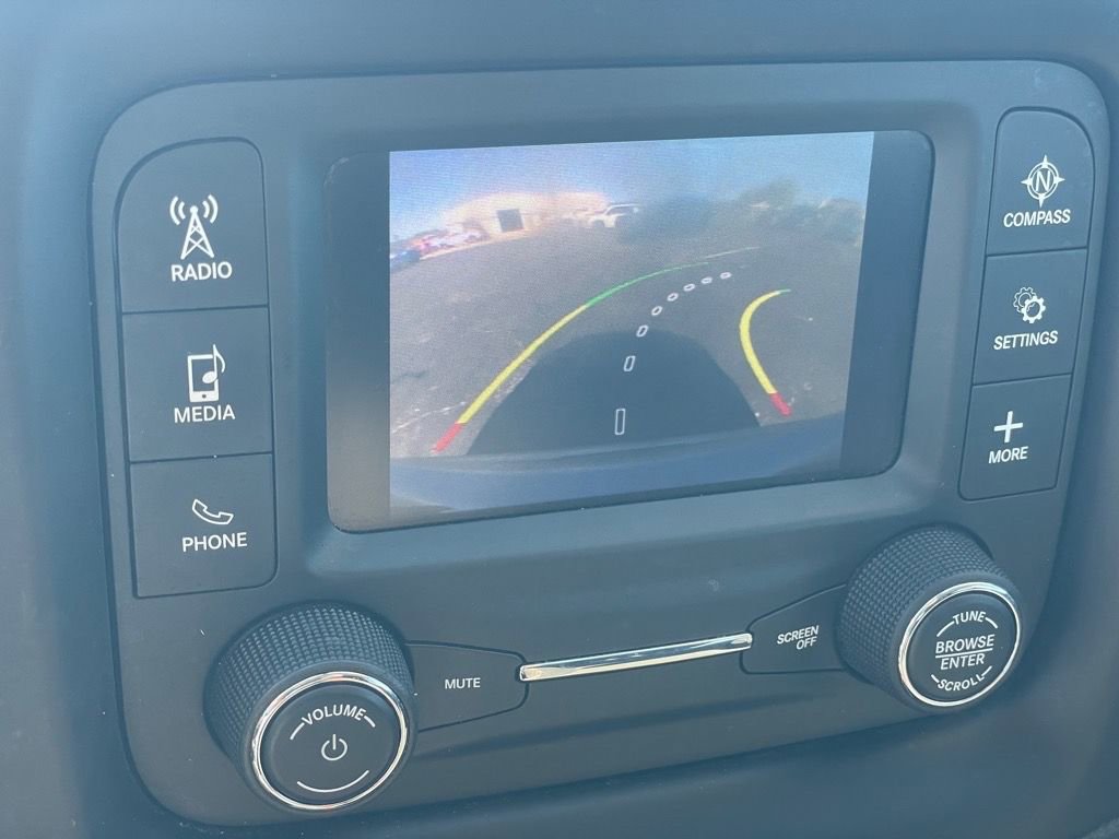 Used 2018 Jeep Compass Sport w/ Cold Weather Group image 16