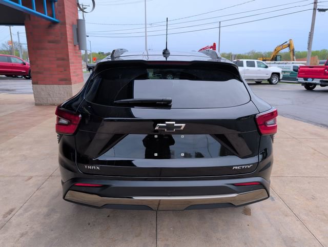 Certified 2024 Chevrolet Trax ACTIV w/ Sunroof Package FWD image 8