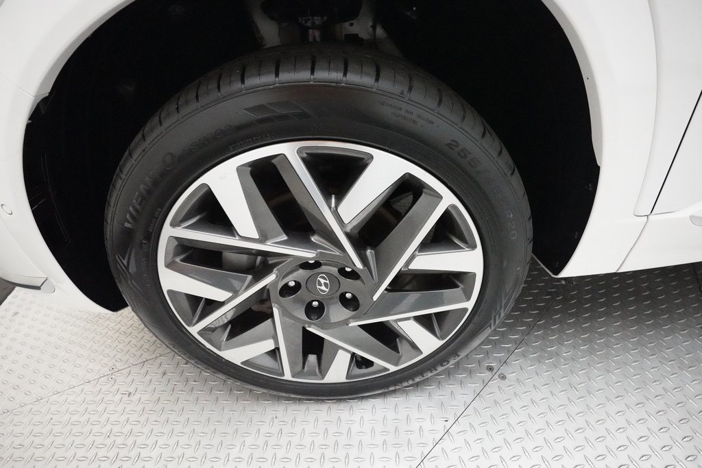 Used 2023 Hyundai Santa Fe Calligraphy image 27