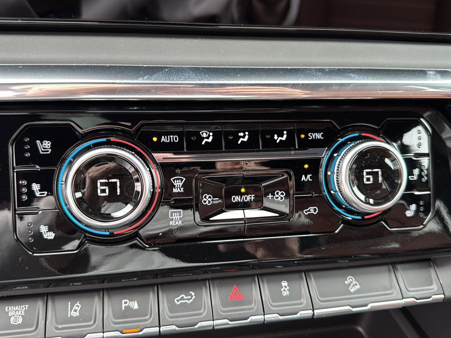 New 2026 GMC Sierra 3500 Denali Ultimate image 20