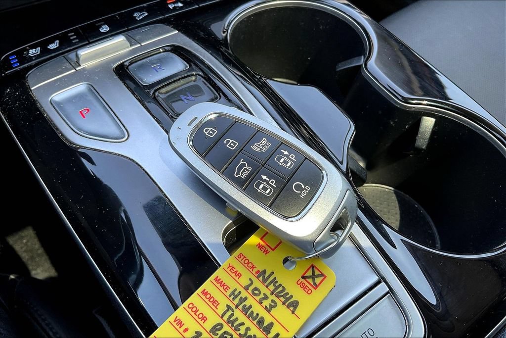 Used 2023 Hyundai Tucson Limited FWD image 28